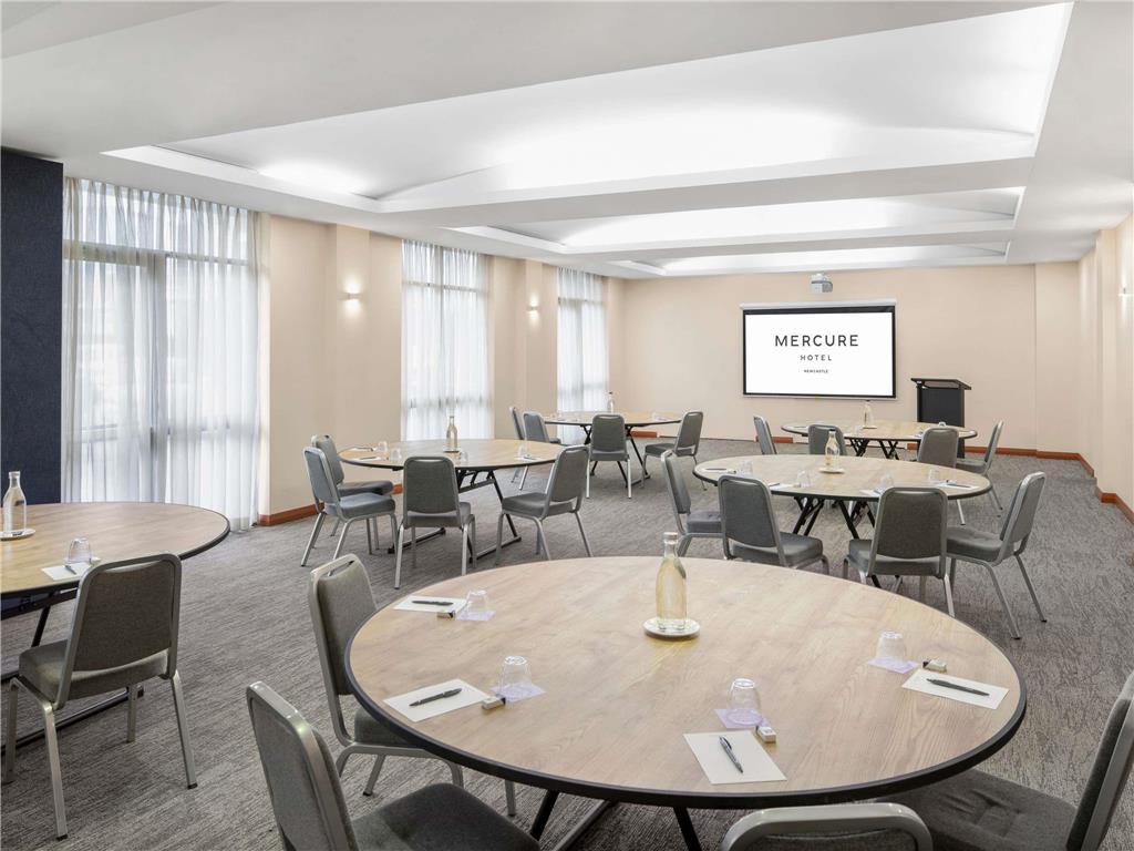 Mercure 4*